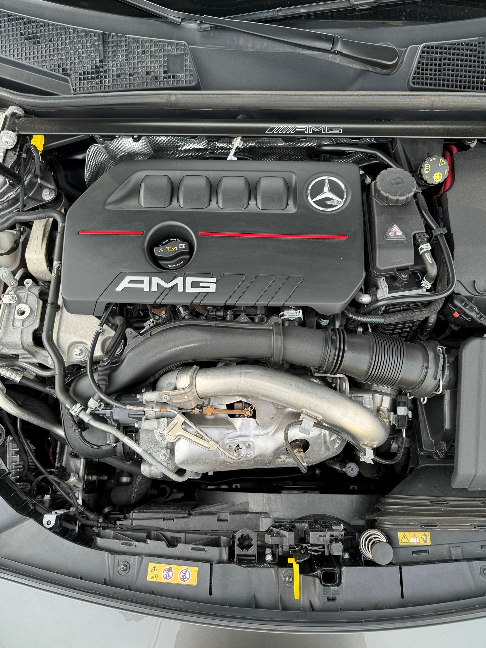 MERCEDES-BENZ CLA 35 AMG 4Matic 7G-DCT-image-13