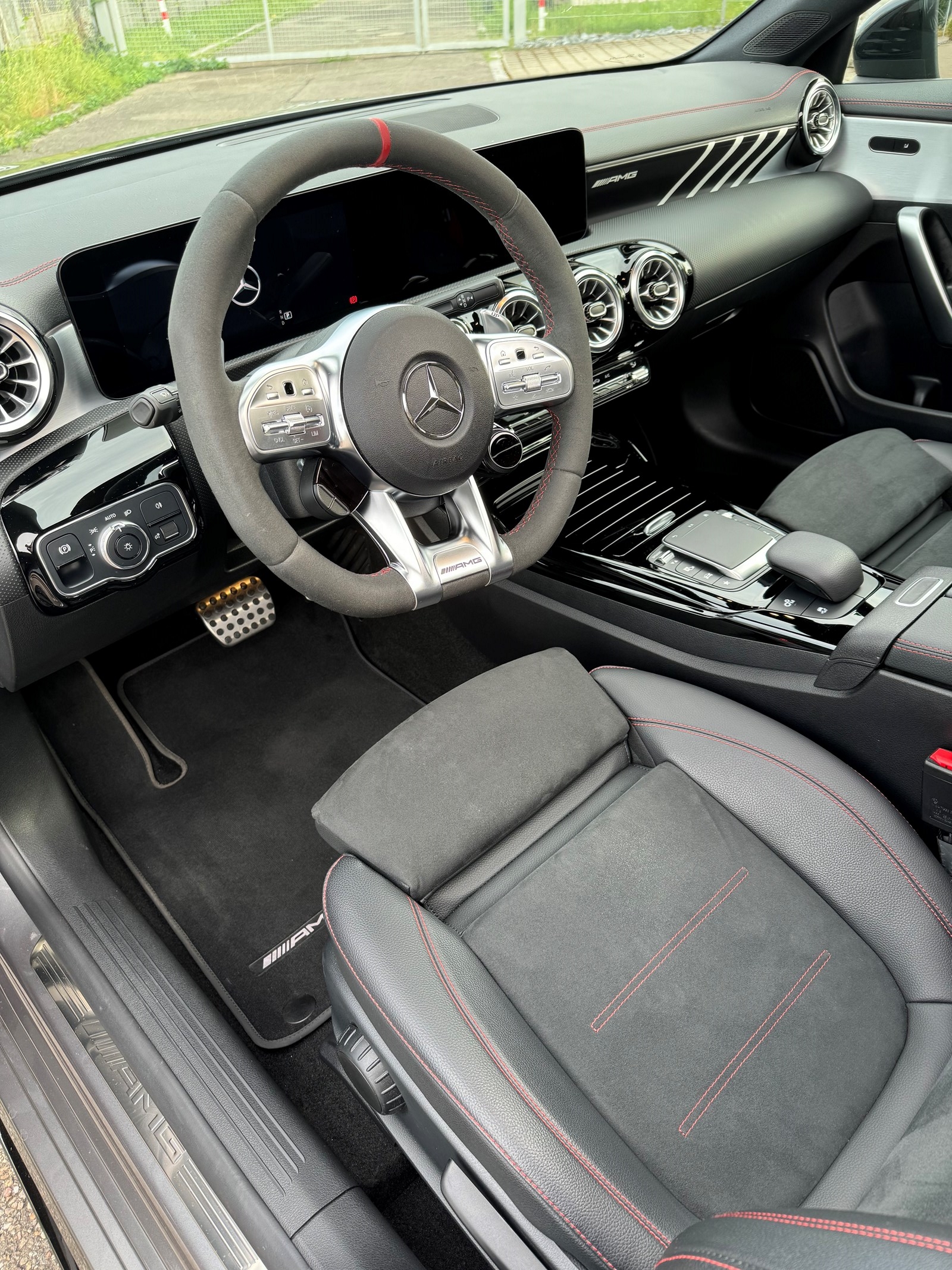MERCEDES-BENZ CLA 35 AMG 4Matic 7G-DCT-image-7