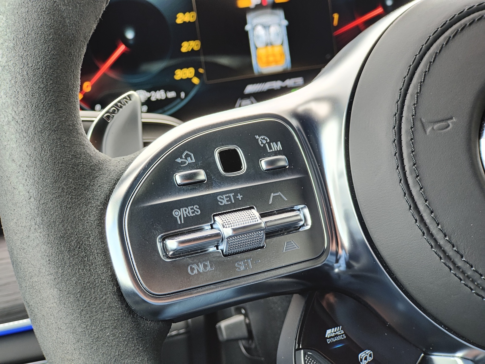 MERCEDES-BENZ GLE Coupé 63 S AMG 4Matic+ Speedshift-image-10