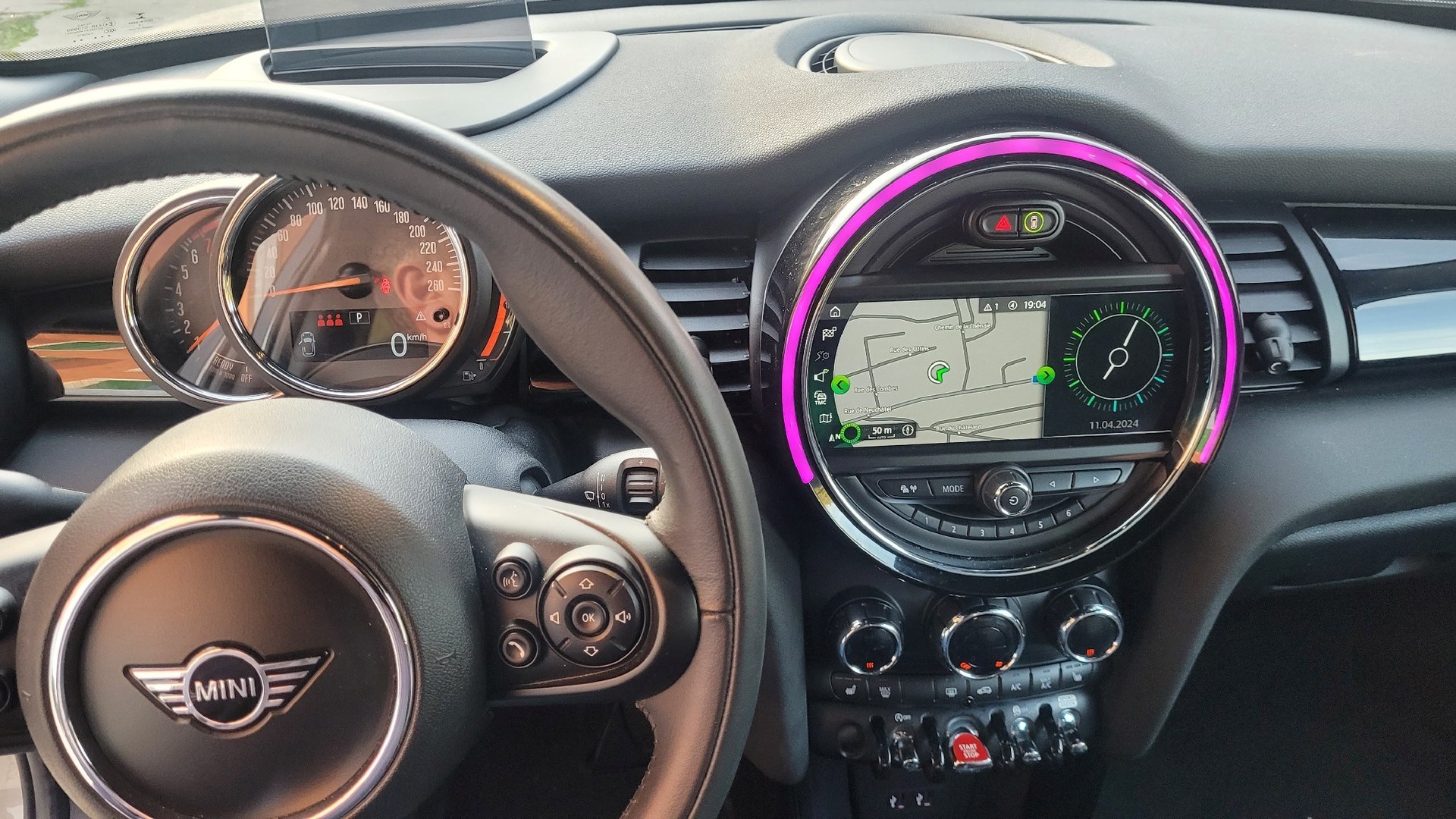 MINI Mini Cooper Steptronic DKG-image-4