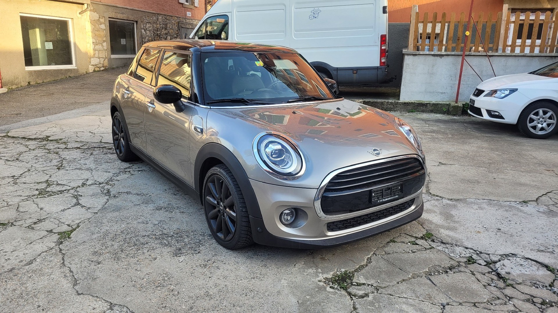 MINI Mini Cooper Steptronic DKG-image-7