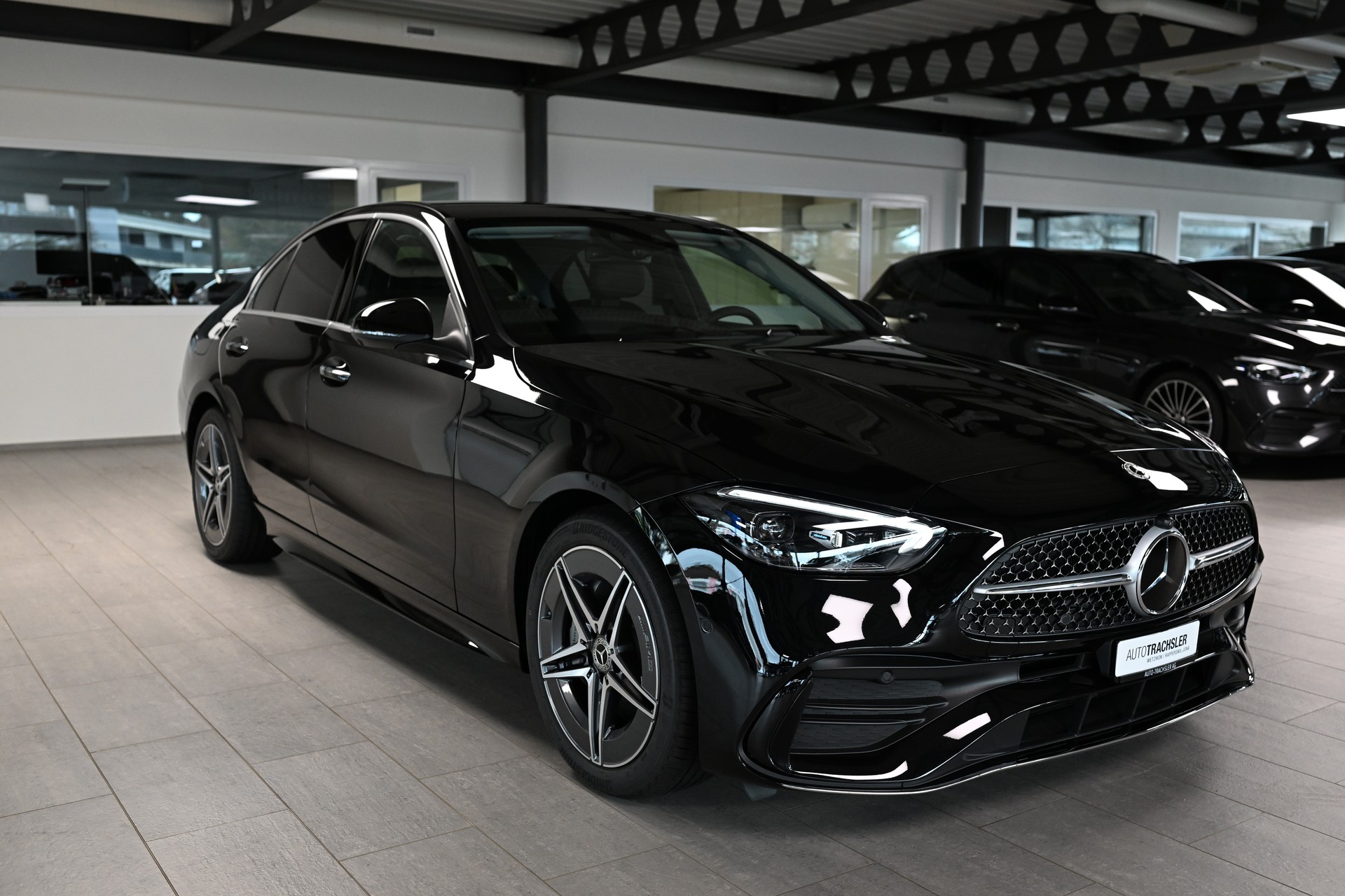 MERCEDES-BENZ C 200 4Matic AMG Line-image-1