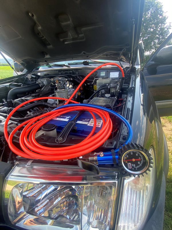 TOYOTA Land Cruiser 500 4.2 TD-image-11