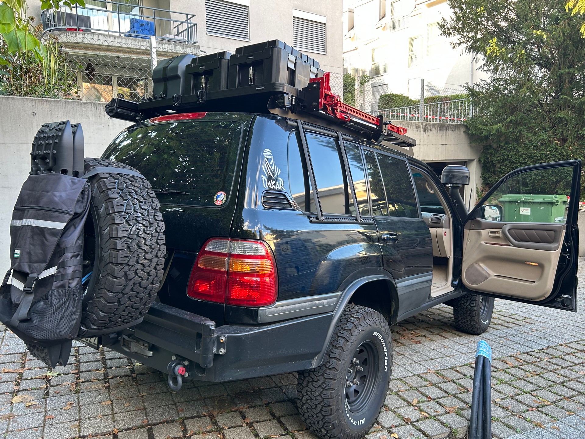 TOYOTA Land Cruiser 500 4.2 TD-image-1