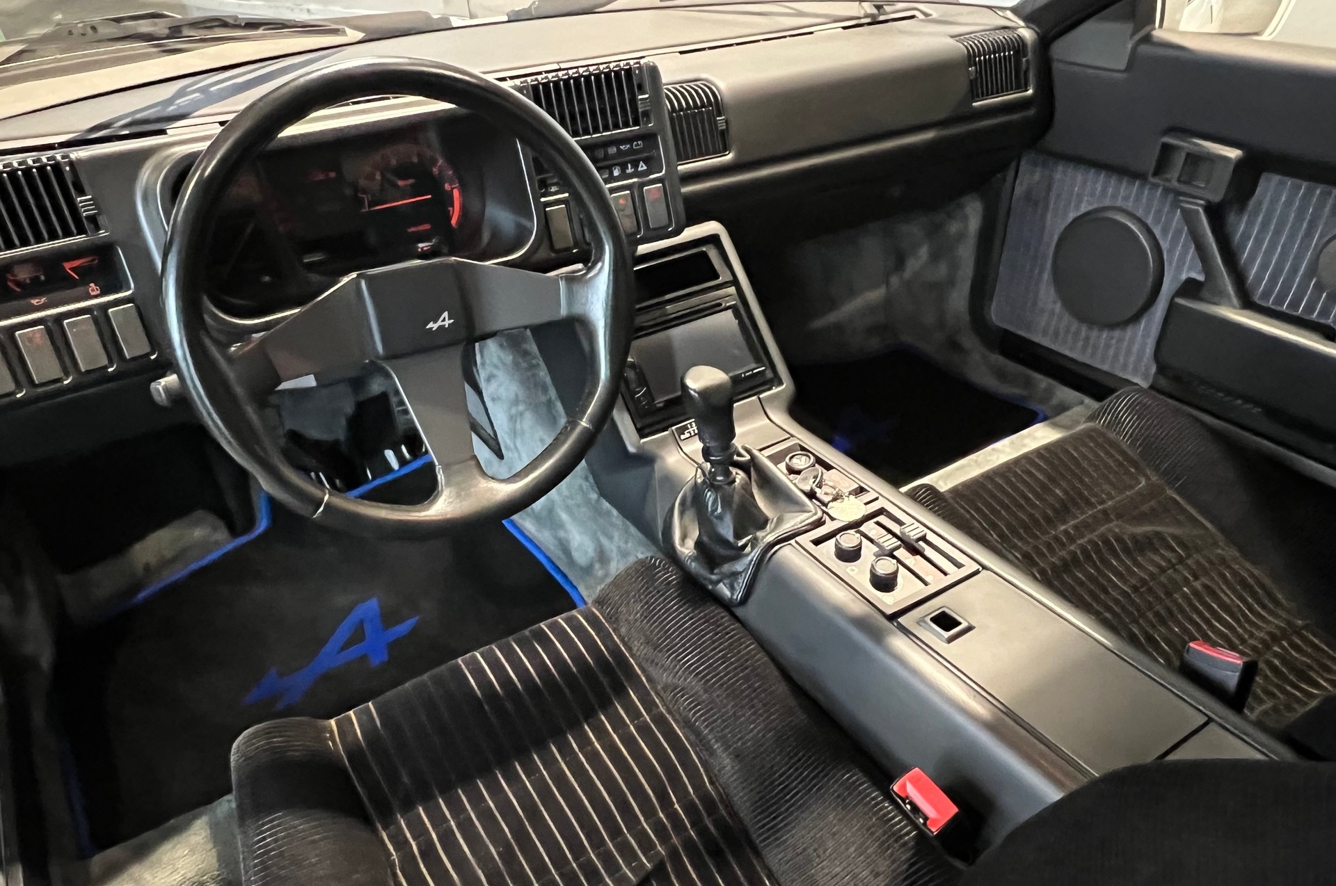 ALPINE Alpine V6 Turbo *** Klima *** Frisch mit Veteran ***-image-17