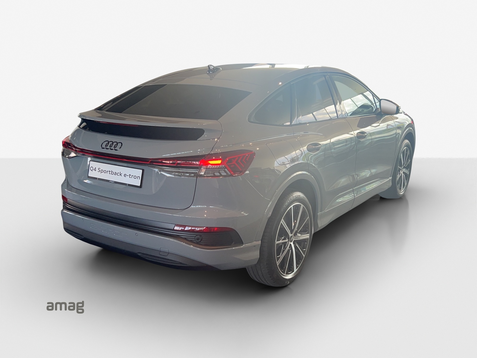 AUDI Q4 Sportback e-tron 45-image-3