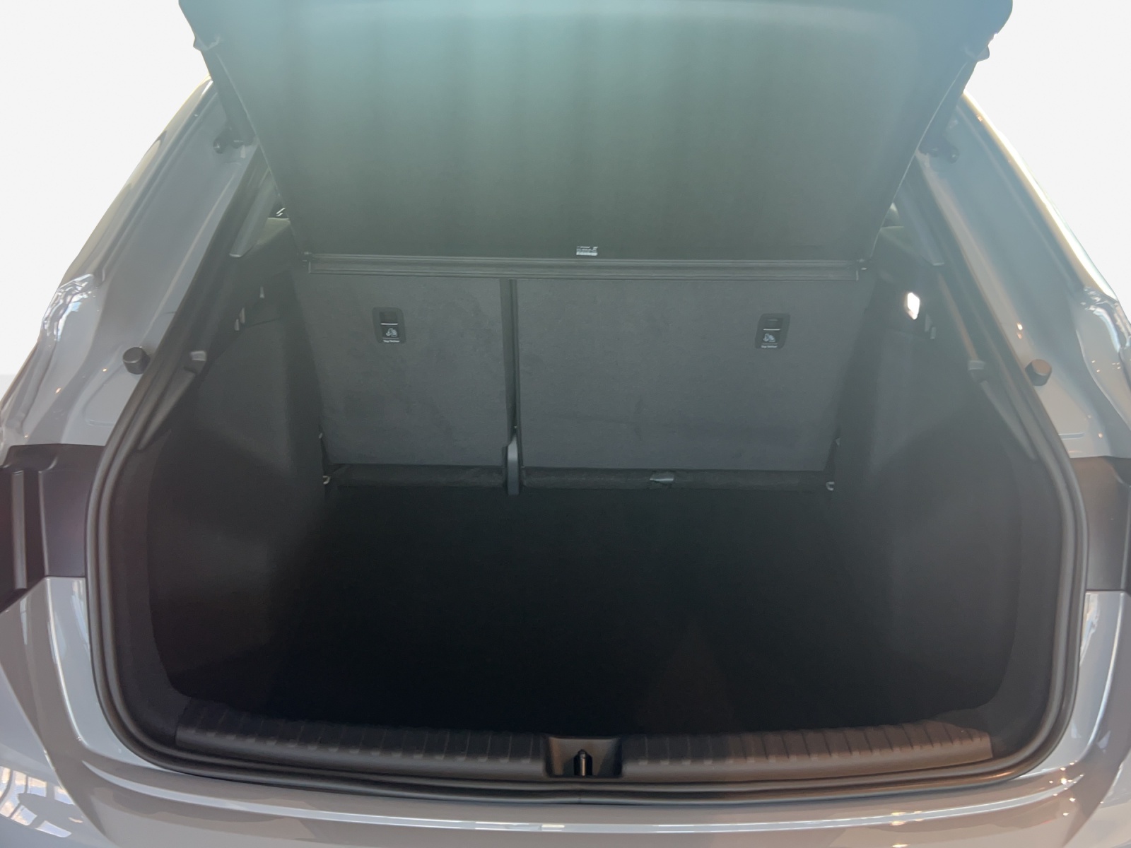 AUDI Q4 Sportback e-tron 45-image-8