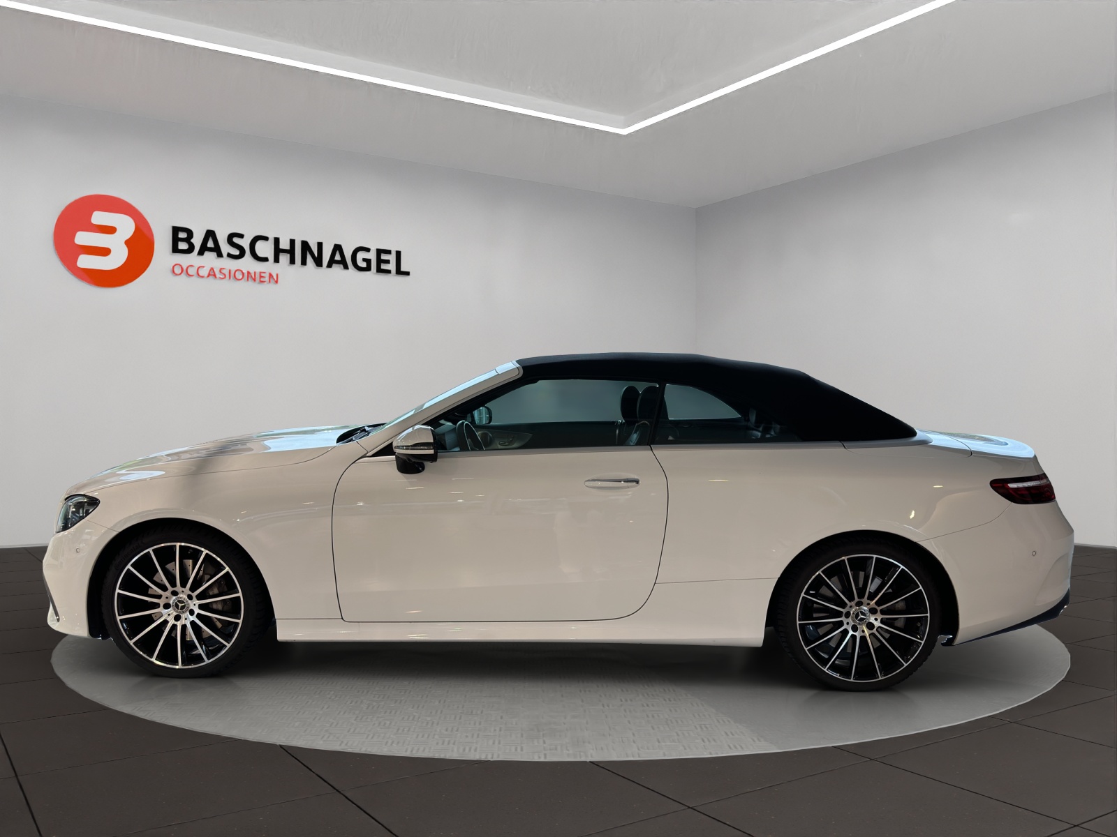 MERCEDES-BENZ E 450 Cabriolet 4Matic AMG Line 9G-Tronic-image-1