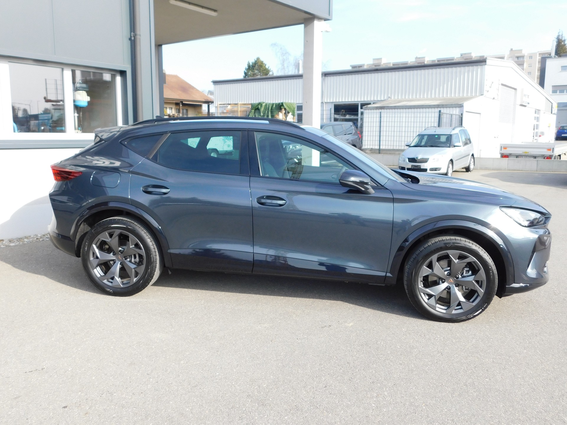 CUPRA Formentor 1.5 eTSI DSG-image-2