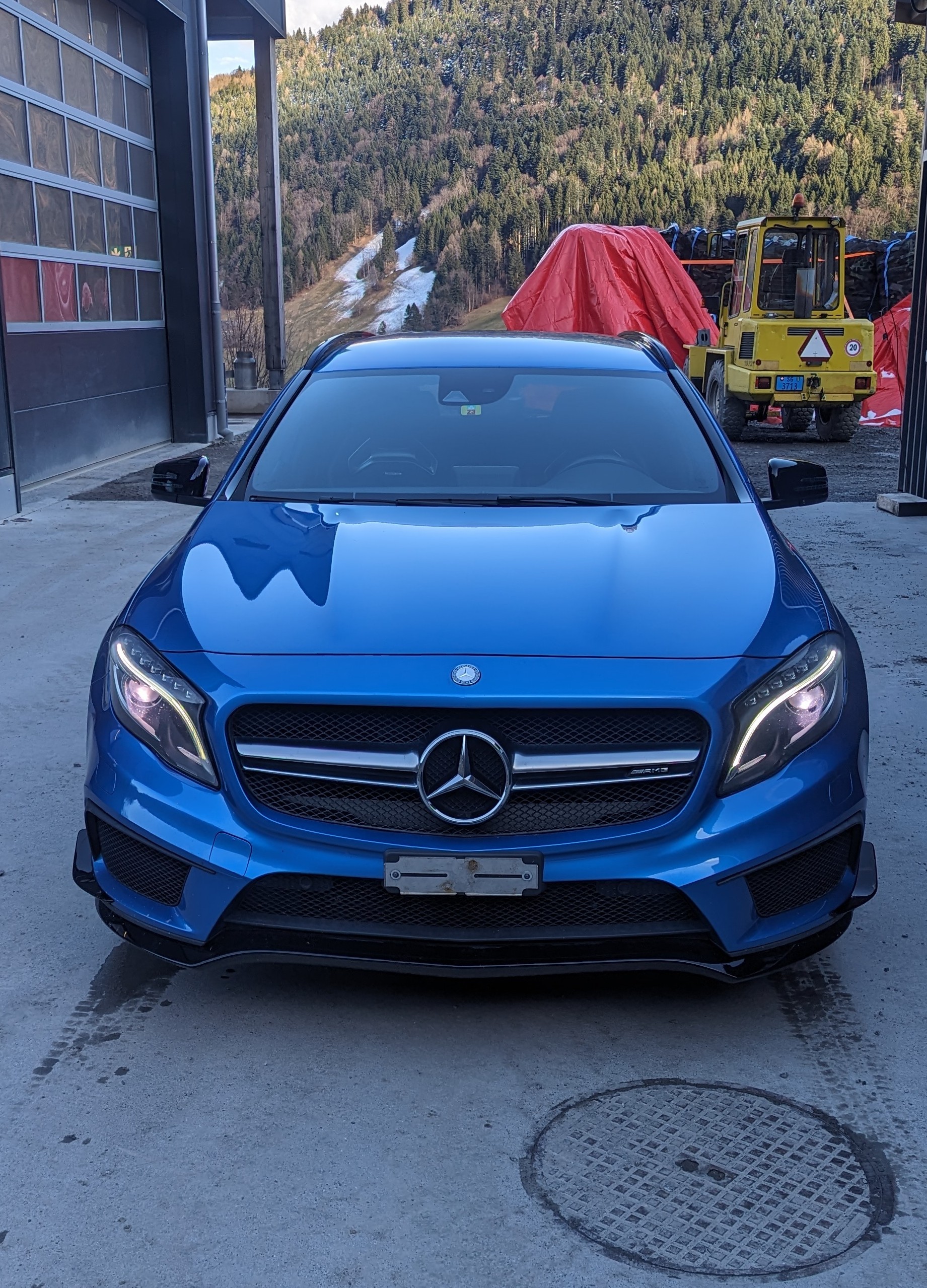 MERCEDES-BENZ GLA 45 AMG 4Matic 7G-DCT-image-5