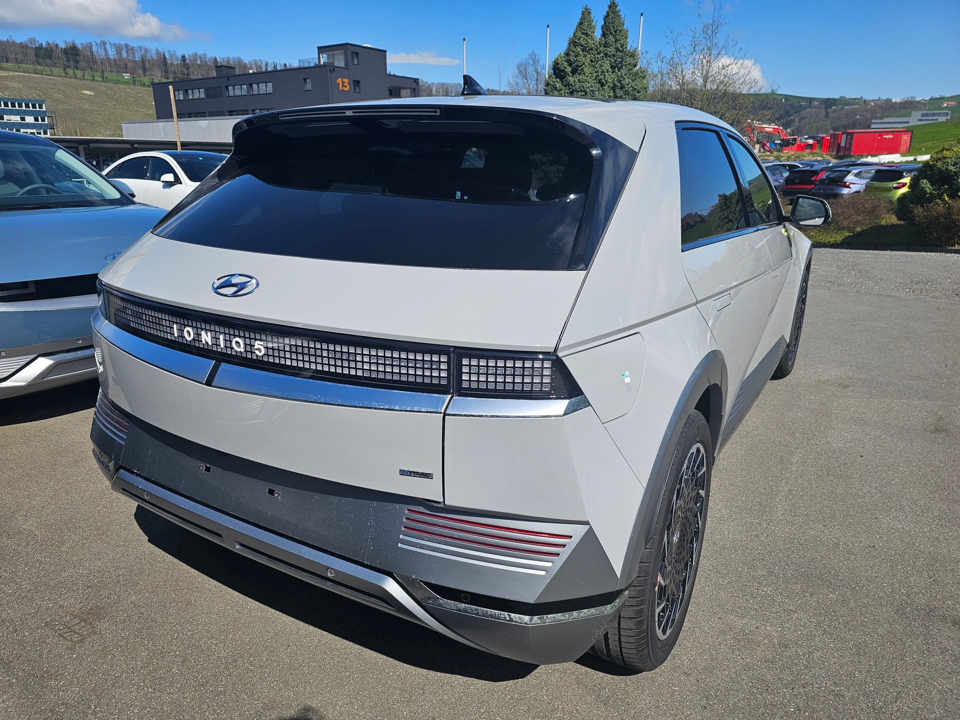 HYUNDAI Ioniq 5 77kWh Vertex 4WD-image-6