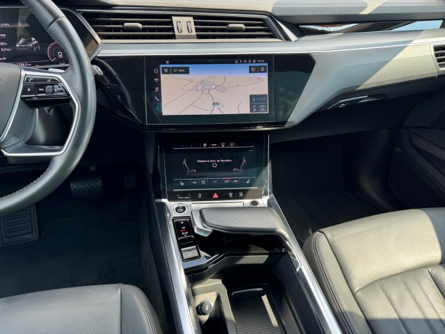 AUDI e-tron 50 Advanced quattro-image-14