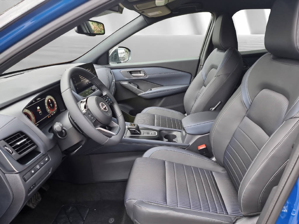 NISSAN Qashqai 1.3 DIG-T 158 Tekna-image-3