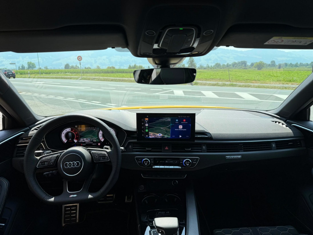 AUDI RS4 Avant 25 year edition quattro tiptronic-image-8