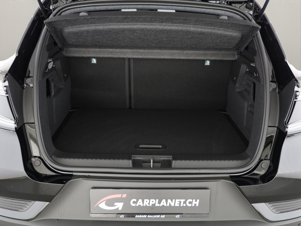 RENAULT Captur 1.3 TCe 160 techno EDC-image-8