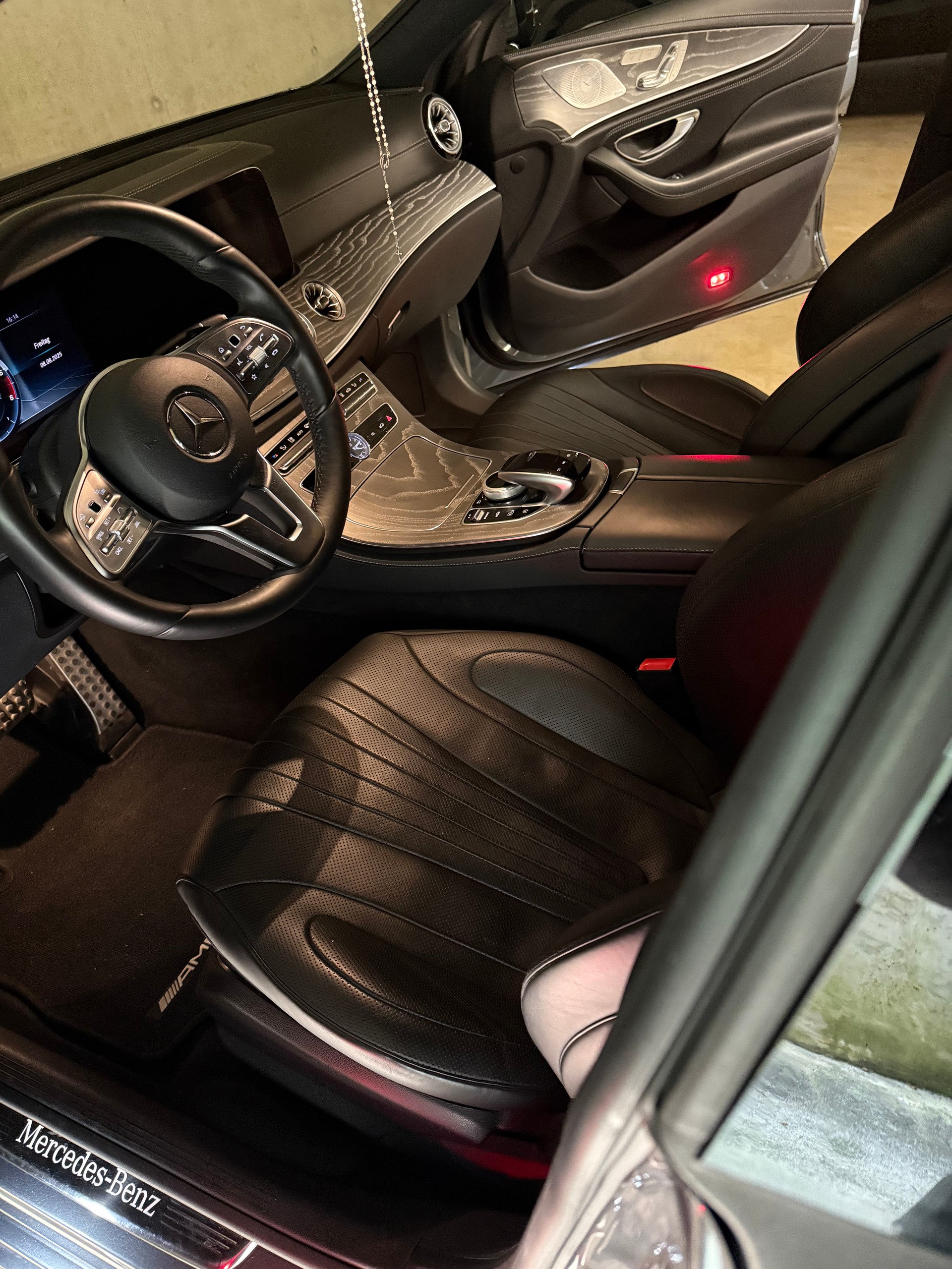 MERCEDES-BENZ CLS 400 d 4Matic Edition1 9G-Tronic-image-11