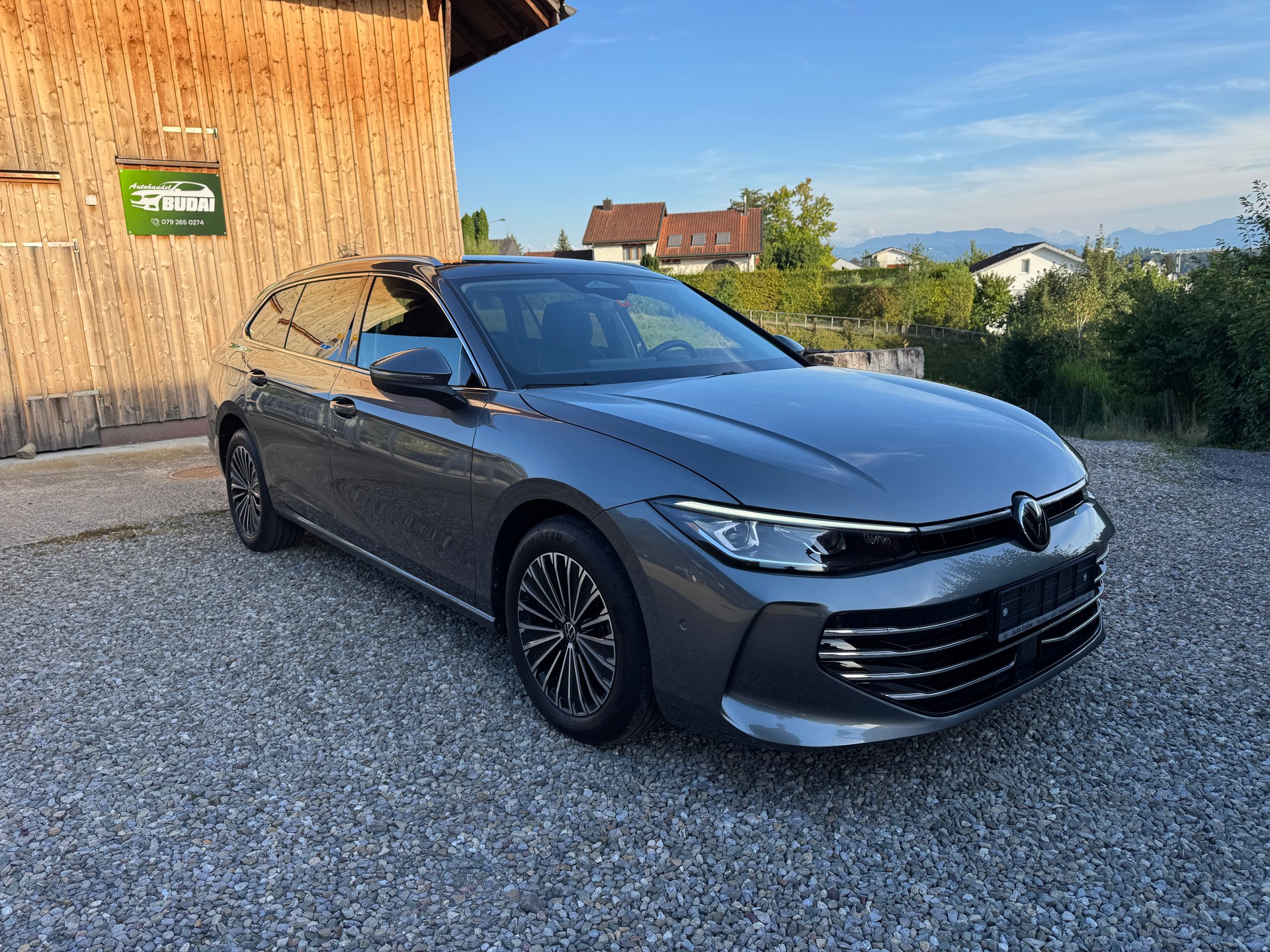 VW Passat Variant 2.0 TDI evo Elegance DSG-image-2