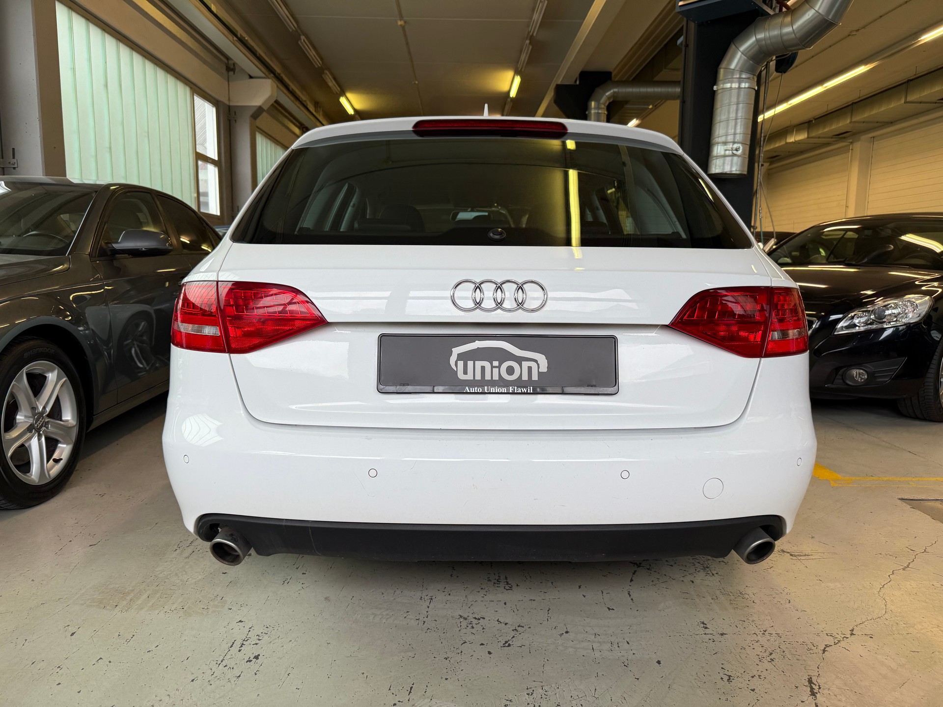 AUDI A4 Avant 3.0 TDI quattro S-tronic-image-7
