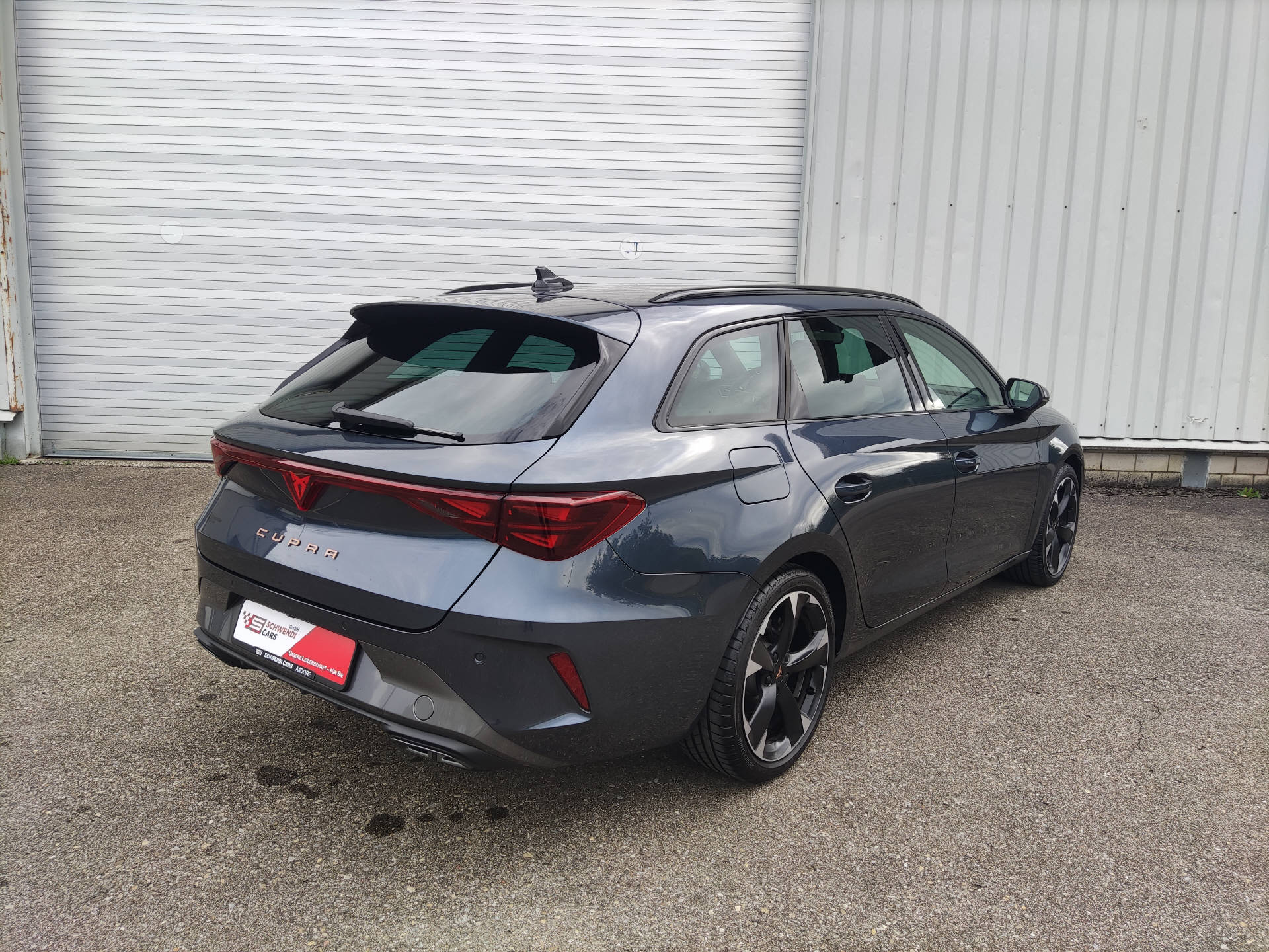 CUPRA Leon ST 1.5 eTSI DSG-image-6