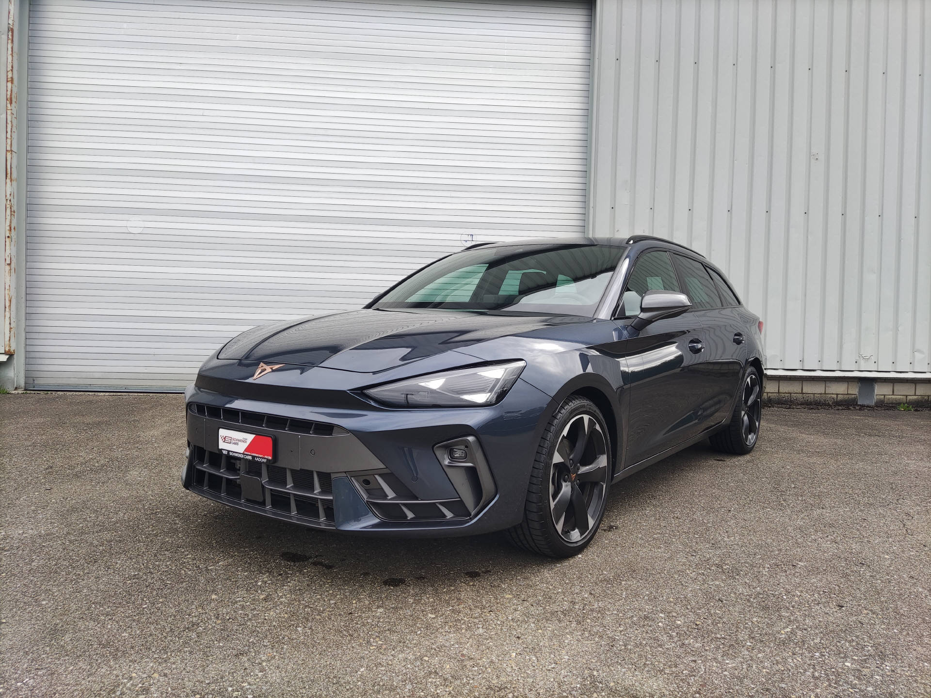 CUPRA Leon ST 1.5 eTSI DSG-image-1