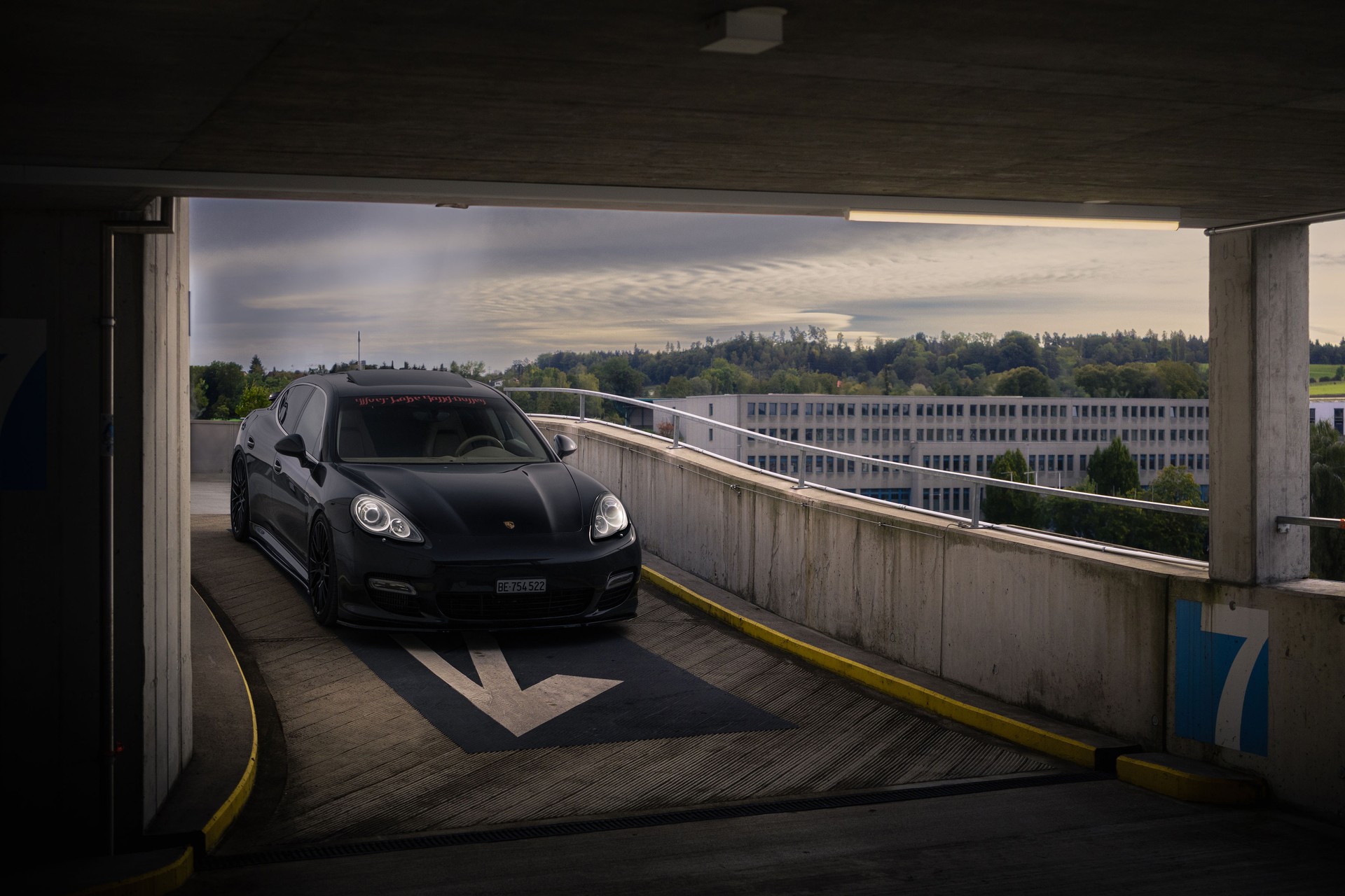 PORSCHE Panamera Turbo 4.8 PDK NEUER MOTOR!