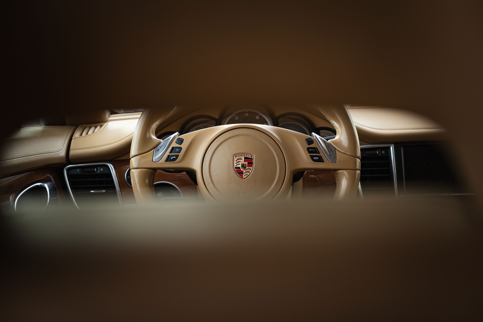 PORSCHE Panamera Turbo 4.8 PDK NEUER MOTOR!-image-8