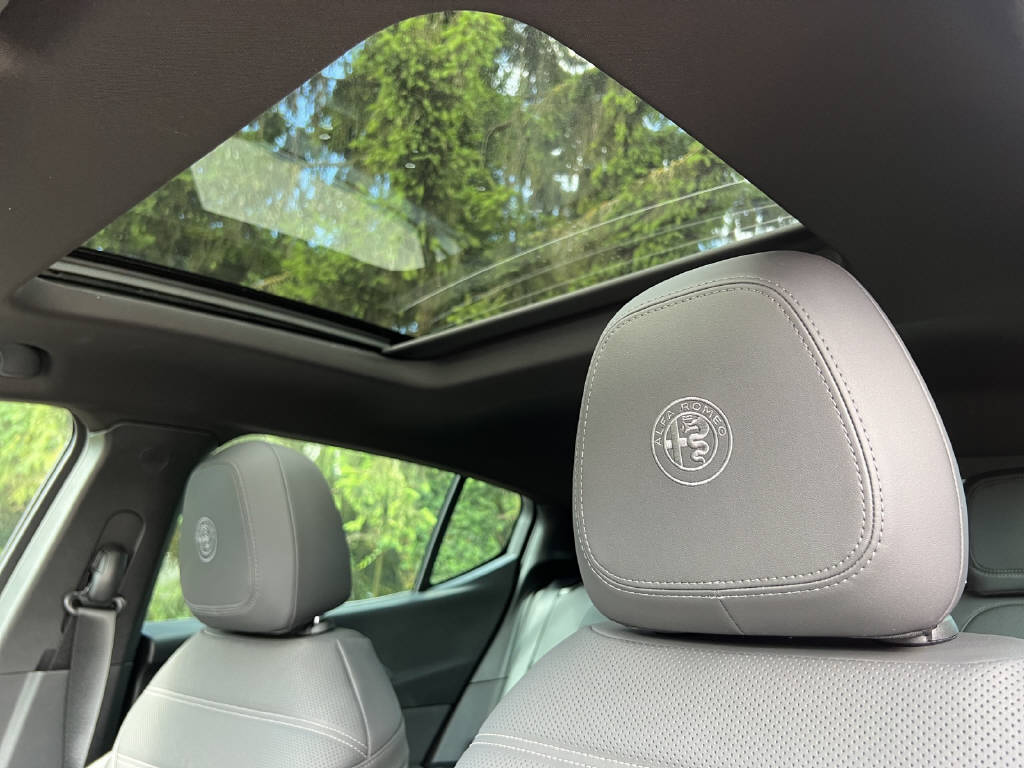 ALFA ROMEO Tonale 1.3 Plug-in Hybrid Veloce Q4-image-5