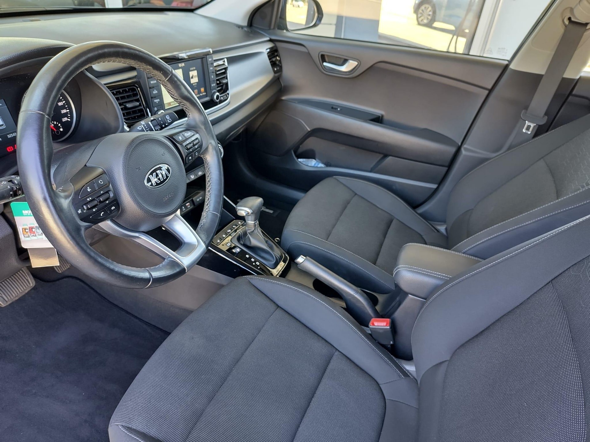 KIA Rio 1.0 T-GDi Trend-image-9