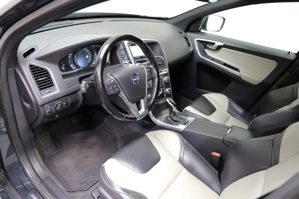 VOLVO XC60 T6 AWD Summum-image-7