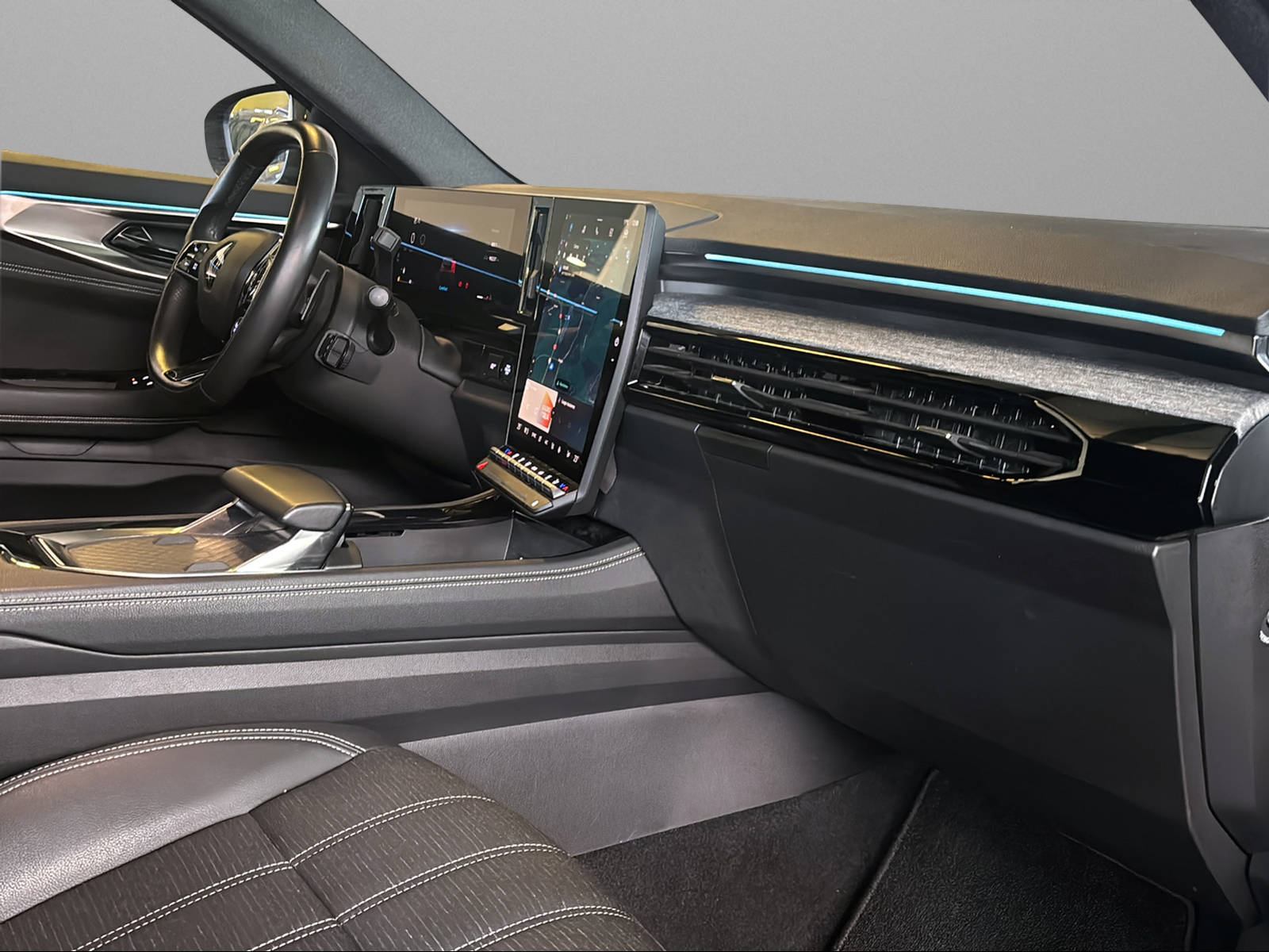 RENAULT Austral 1.3 MHEV 160 Techno A-image-10
