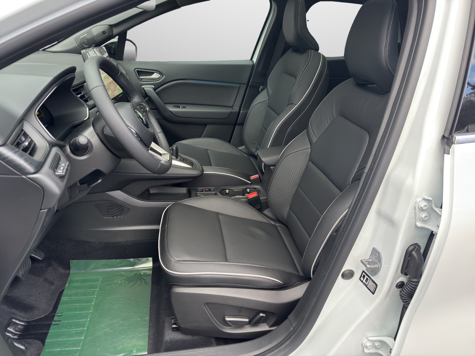 MITSUBISHI Grandis 1.8 HEV Instyle-image-5