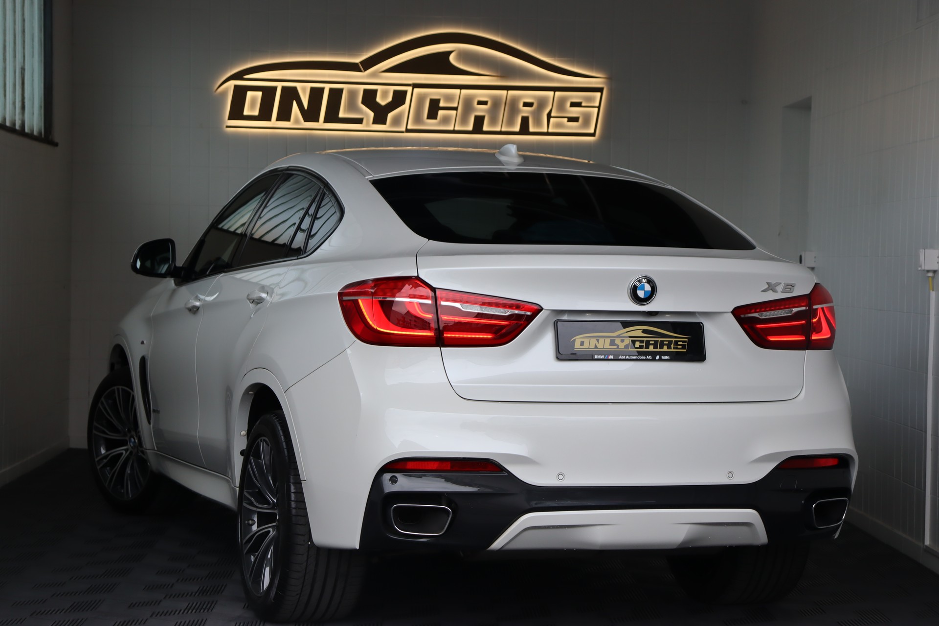 BMW X6 XDRIVE 40D STEPTRONIC **FAHRASSISTENZ-PAKET ** HARMAN/KARDON SOUNDSYSTEM ** CH-FAHRZEUG **-image-6