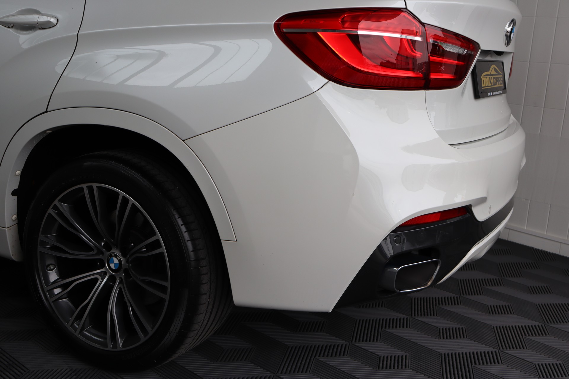 BMW X6 XDRIVE 40D STEPTRONIC **FAHRASSISTENZ-PAKET ** HARMAN/KARDON SOUNDSYSTEM ** CH-FAHRZEUG **-image-8