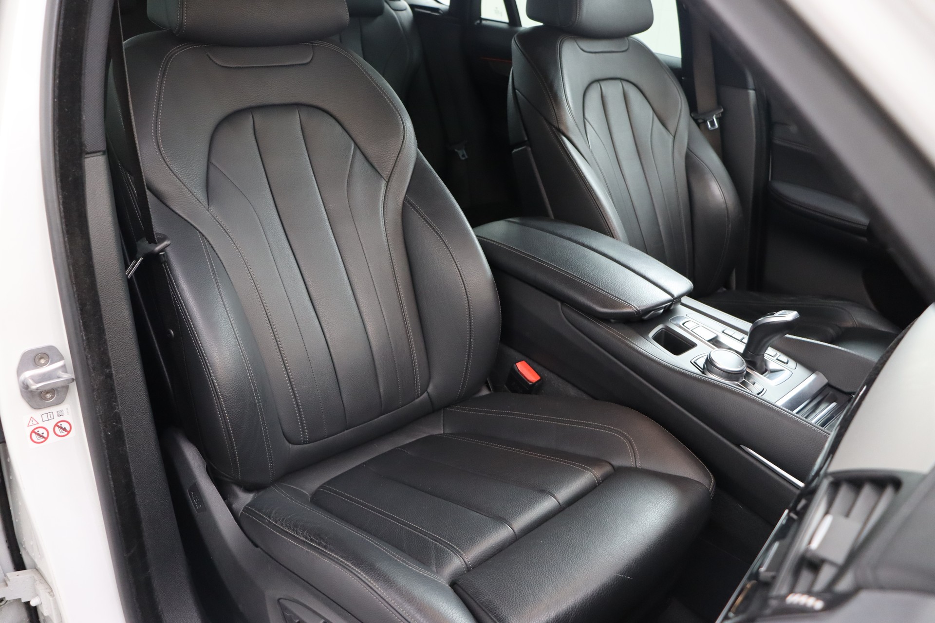 BMW X6 XDRIVE 40D STEPTRONIC **FAHRASSISTENZ-PAKET ** HARMAN/KARDON SOUNDSYSTEM ** CH-FAHRZEUG **-image-14