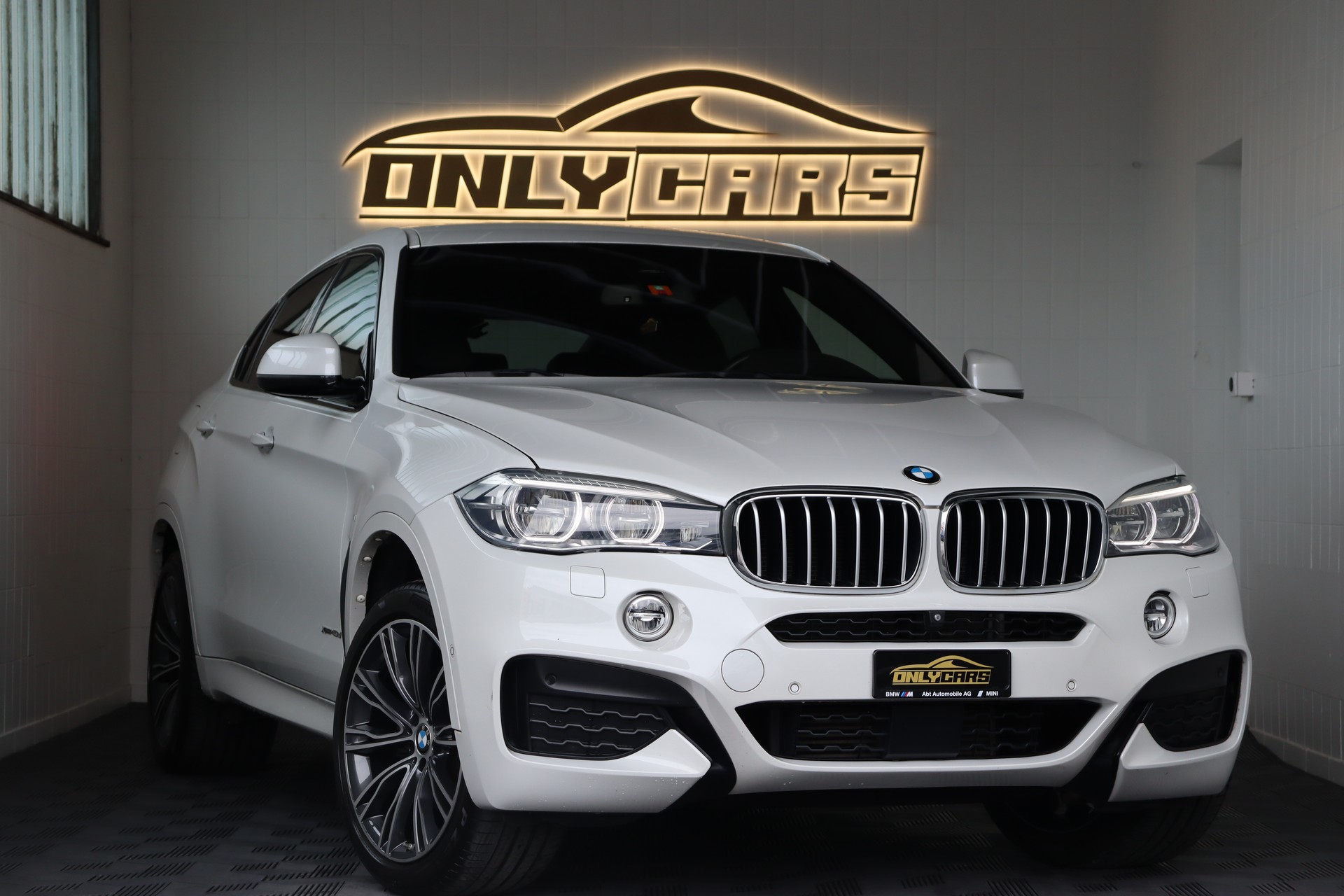 BMW X6 XDRIVE 40D STEPTRONIC **FAHRASSISTENZ-PAKET ** HARMAN/KARDON SOUNDSYSTEM ** CH-FAHRZEUG **