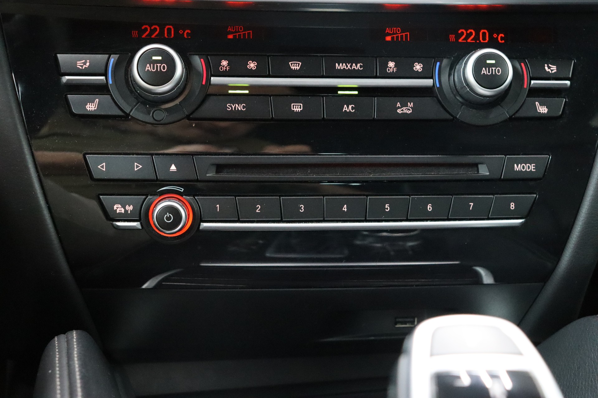 BMW X6 XDRIVE 40D STEPTRONIC **FAHRASSISTENZ-PAKET ** HARMAN/KARDON SOUNDSYSTEM ** CH-FAHRZEUG **-image-20