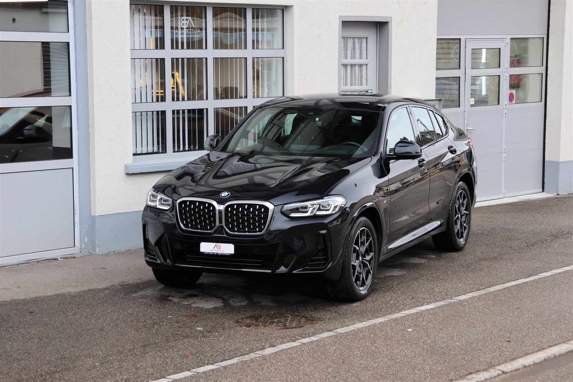 BMW X4 xDrive 48V 20d M Sport Steptronic (CH)-image-0