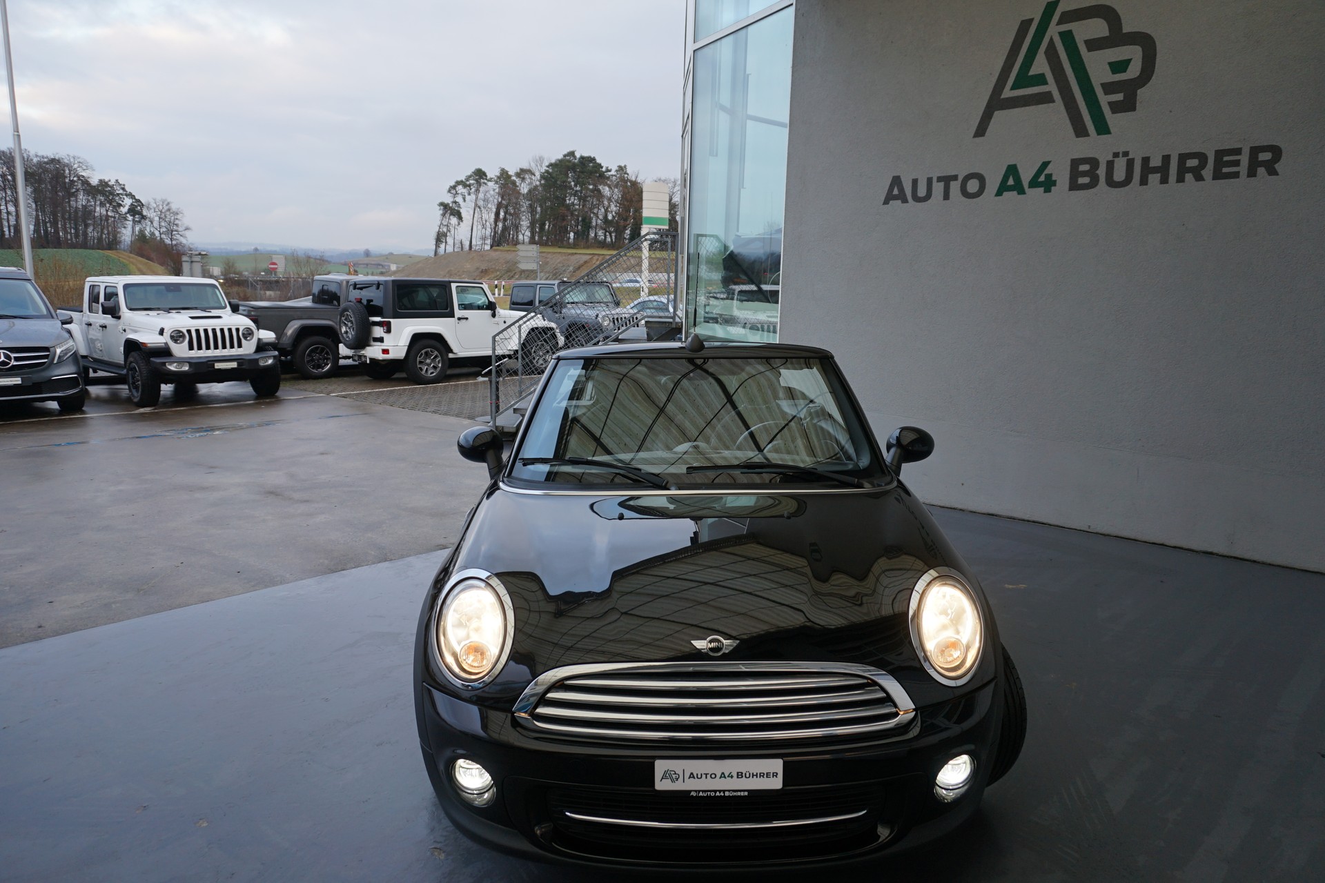 MINI Cooper 1,6i Cabriolet-image-5