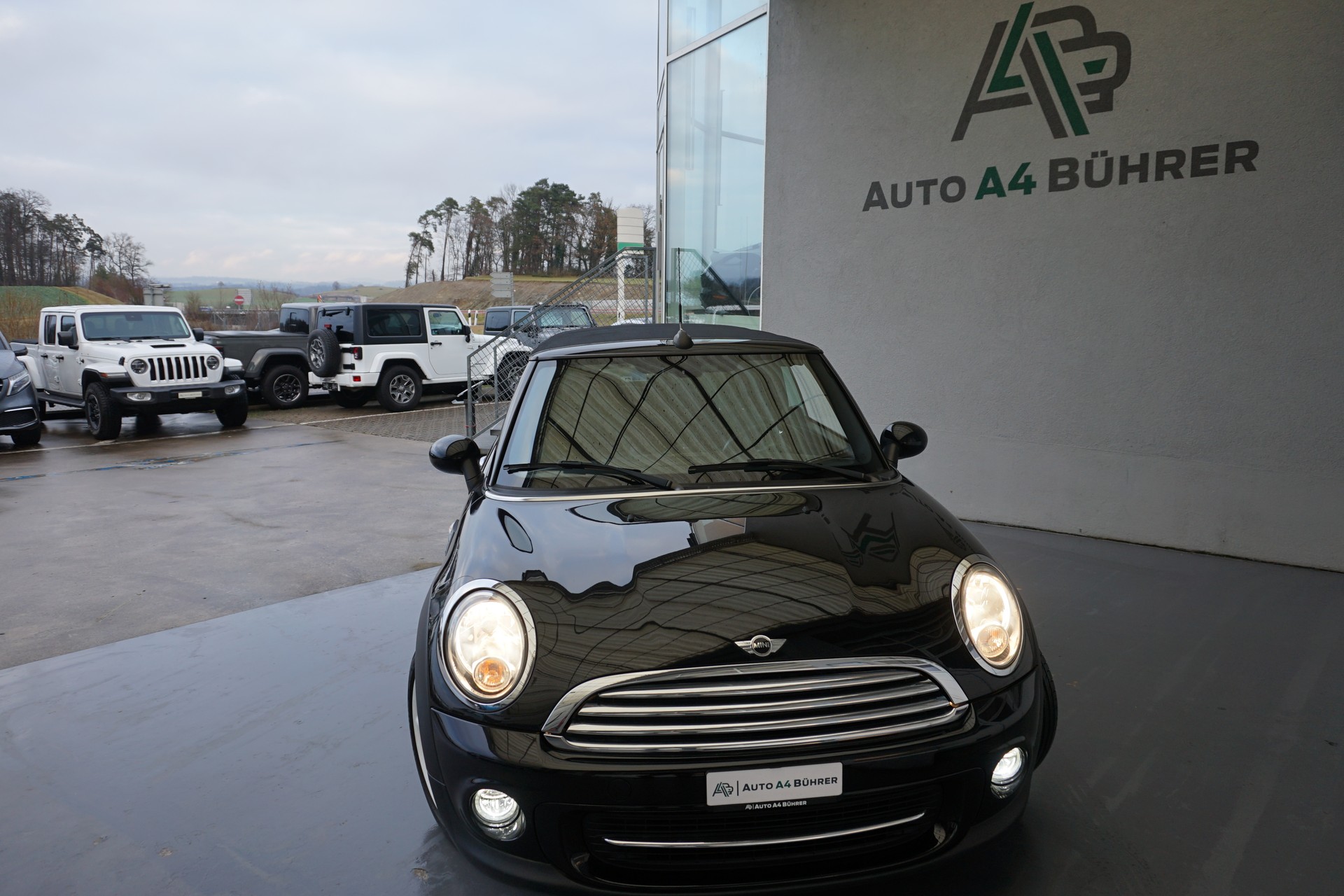 MINI Cooper 1,6i Cabriolet-image-4