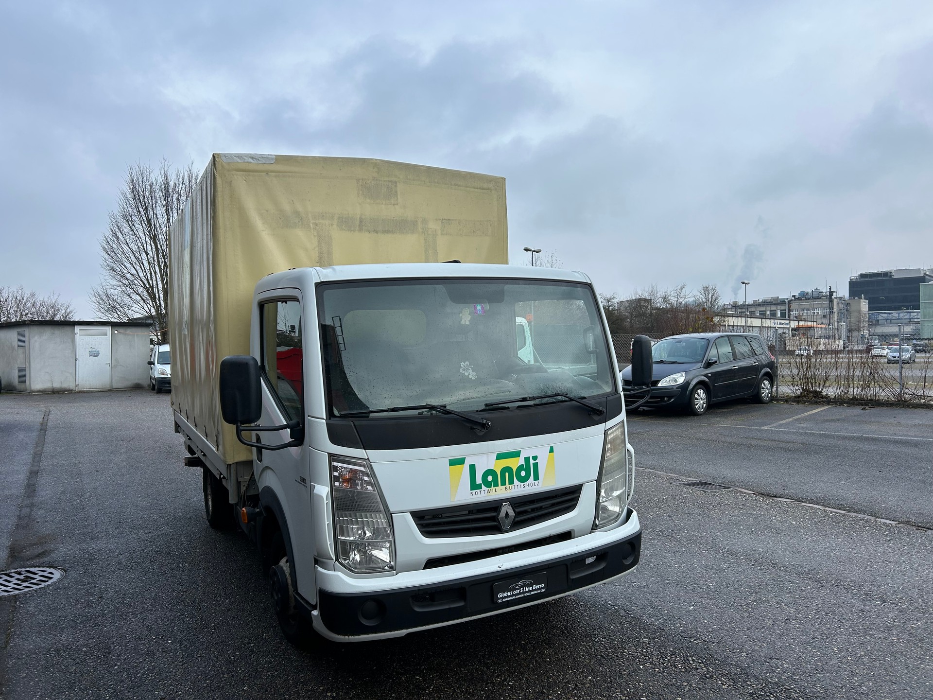 RENAULT Maxity 130.35 Dynamic-image-1