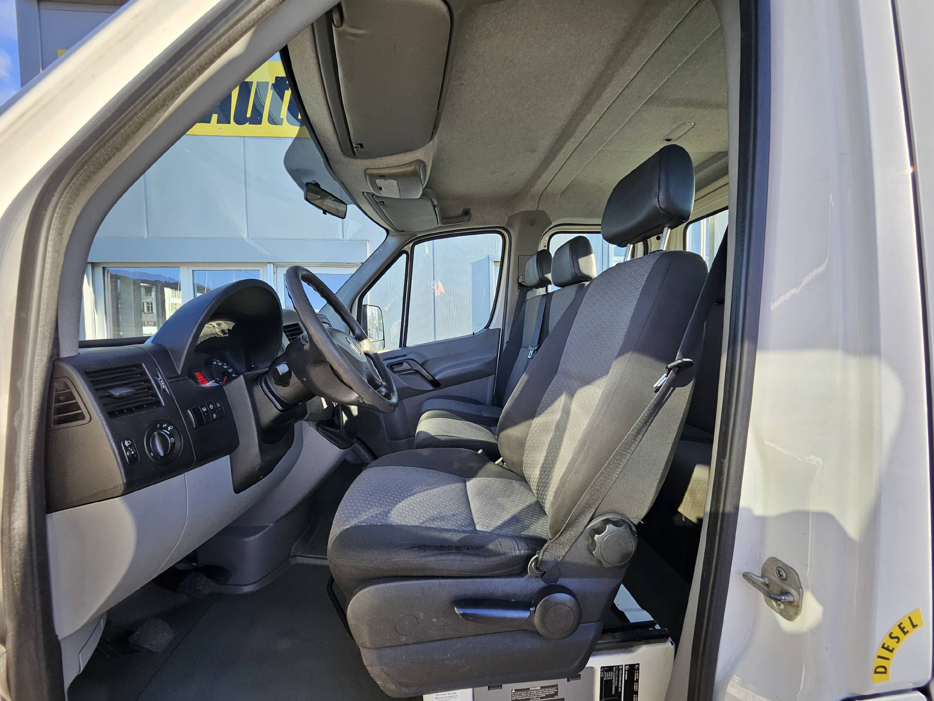 VW Crafter 35 DKab.-Ch. 3665 2.0 TDI 109 * Klima * 7- Plätzer * Frisch ab MFK *-image-8