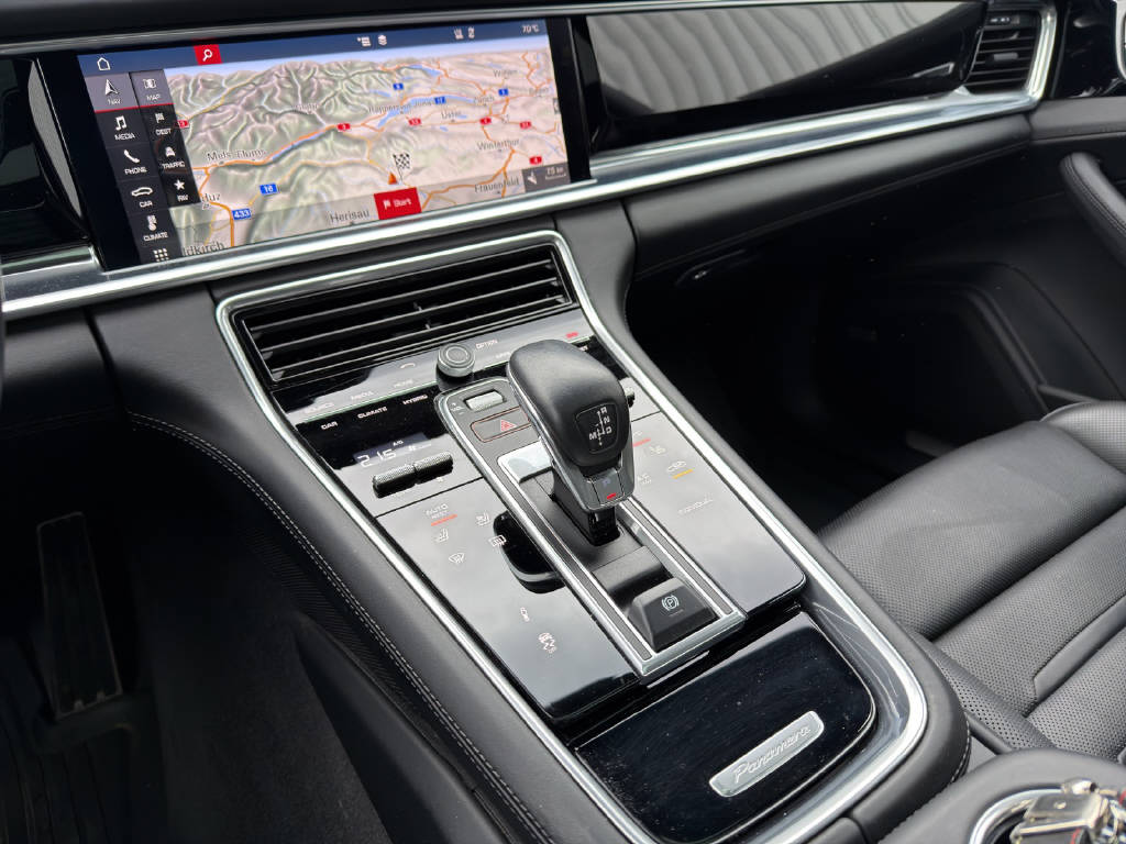 PORSCHE Panamera Sport Turismo 2.9 V6 4 E-Hybrid-image-19