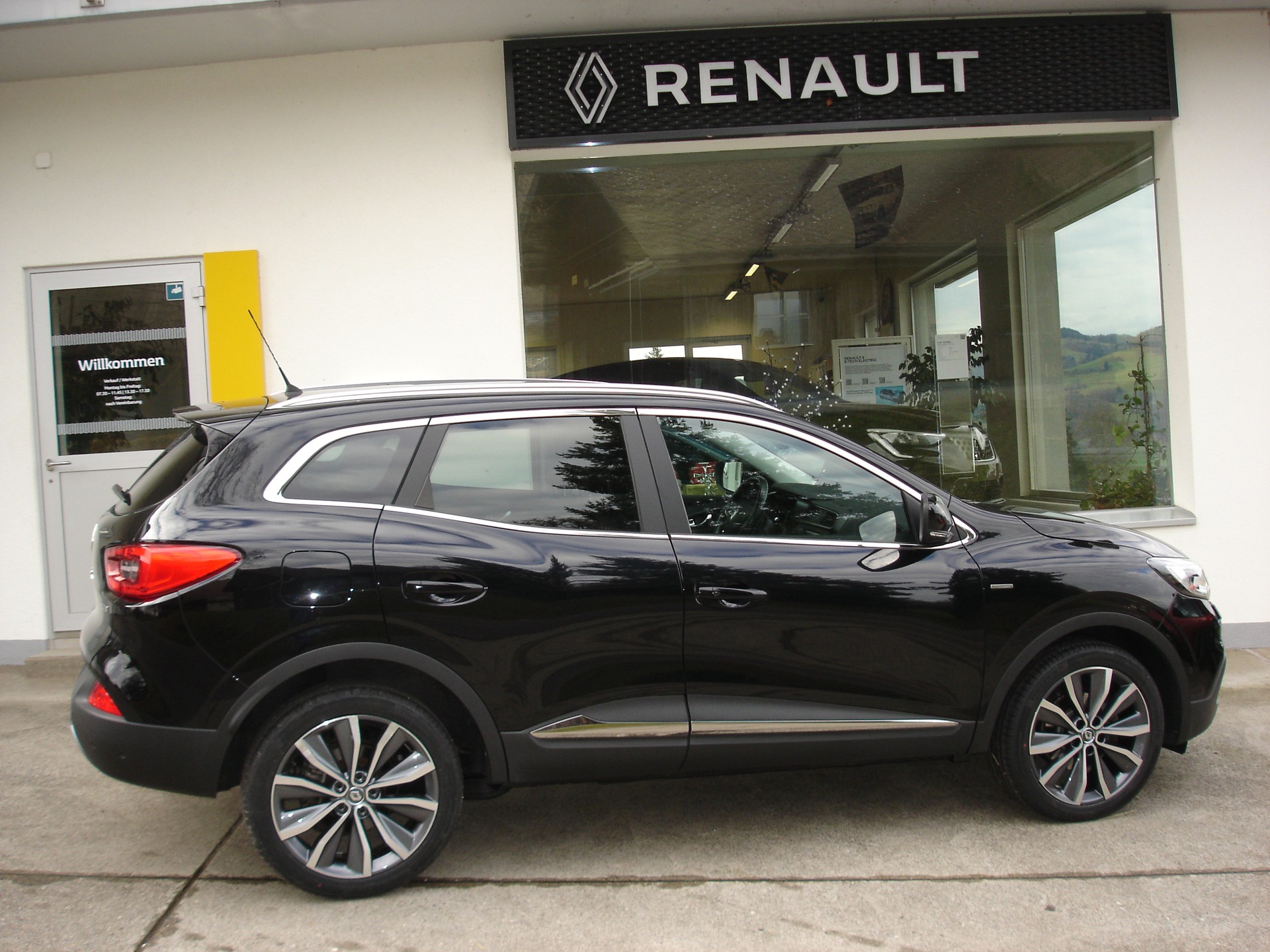 RENAULT Kadjar 1.6 dCi Bose 4x4-image-2