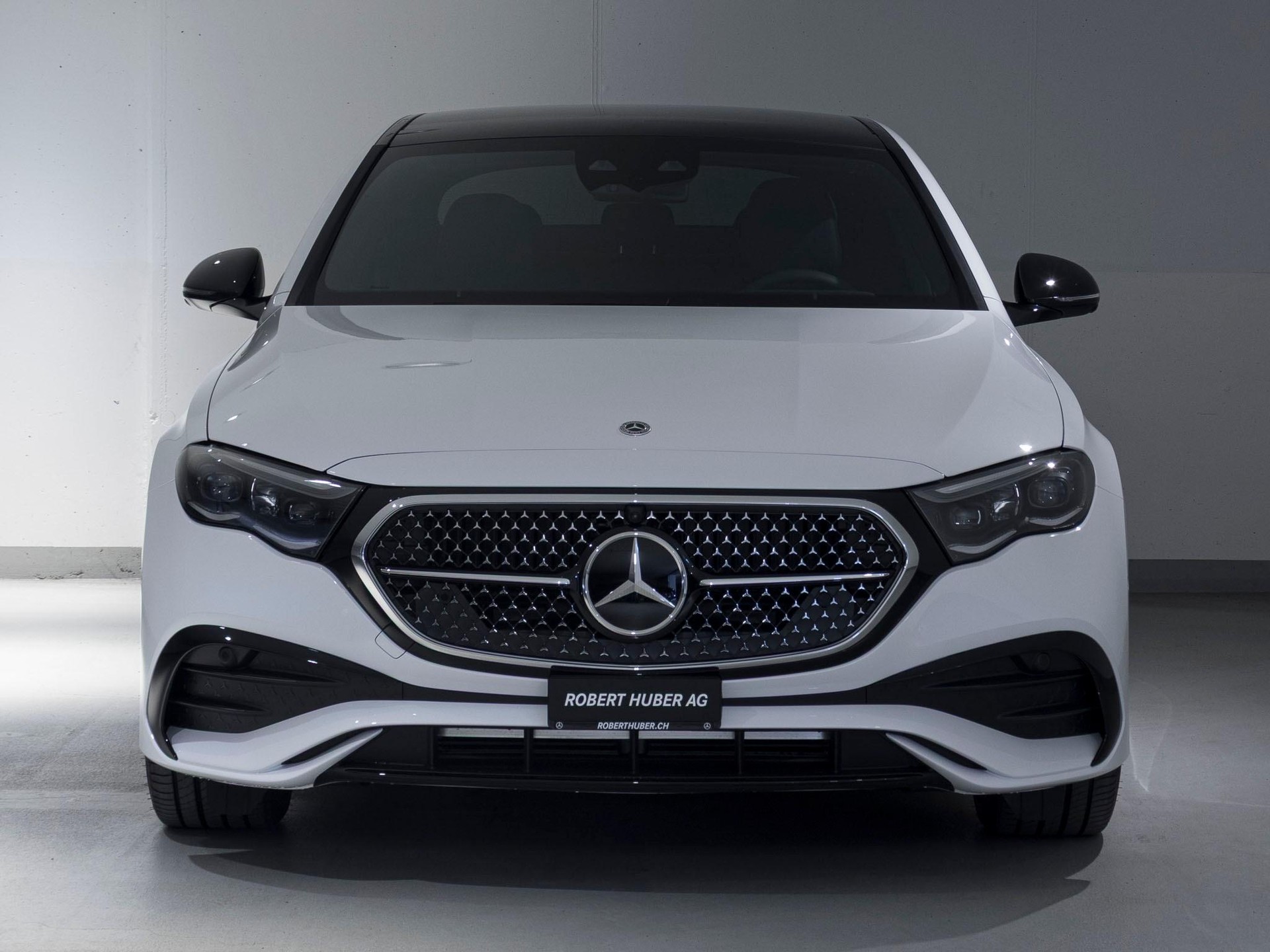 MERCEDES-BENZ E 220 d 4MATIC-image-2