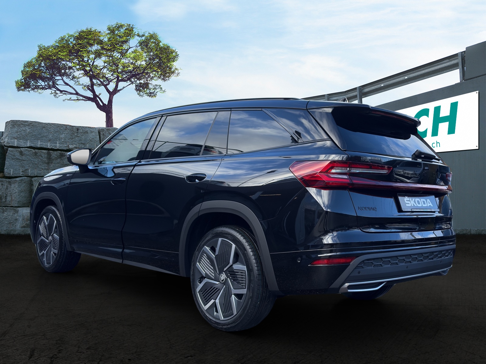 SKODA Kodiaq 2.0 TSI Sportline 4x4-showroom-element-3