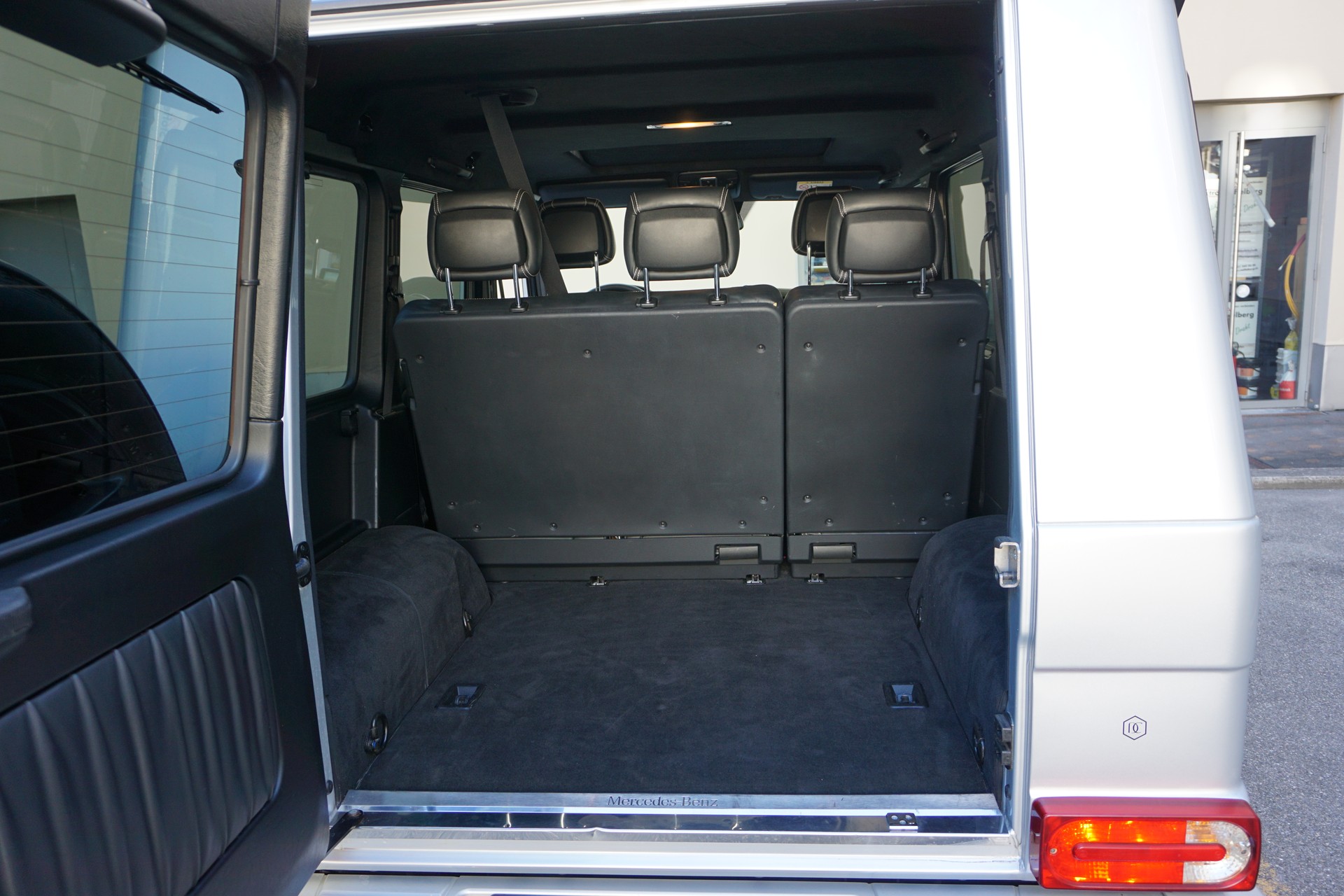 MERCEDES-BENZ G 350 d 7G-Tronic-image-12
