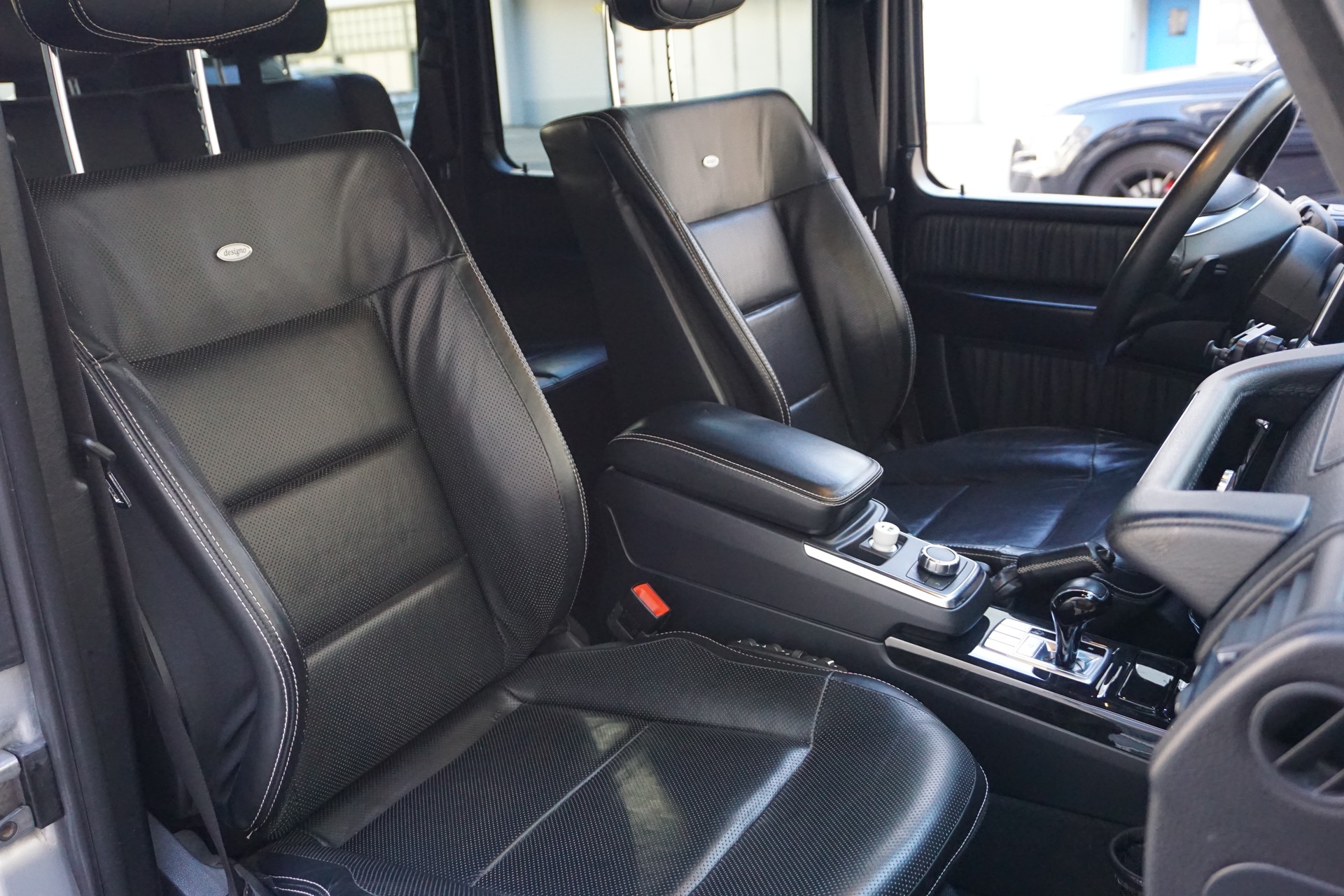MERCEDES-BENZ G 350 d 7G-Tronic-image-4