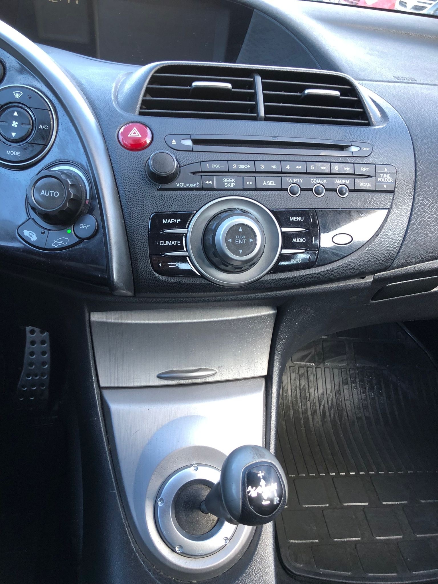 HONDA Civic 1.8i Sport-image-4