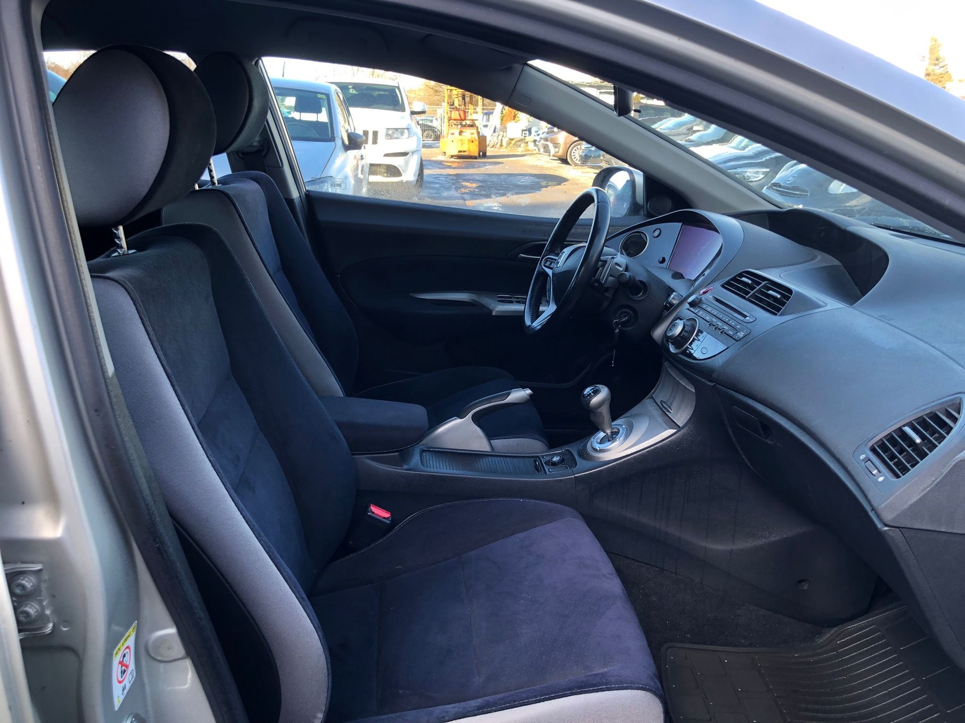 HONDA Civic 1.8i Sport-image-9