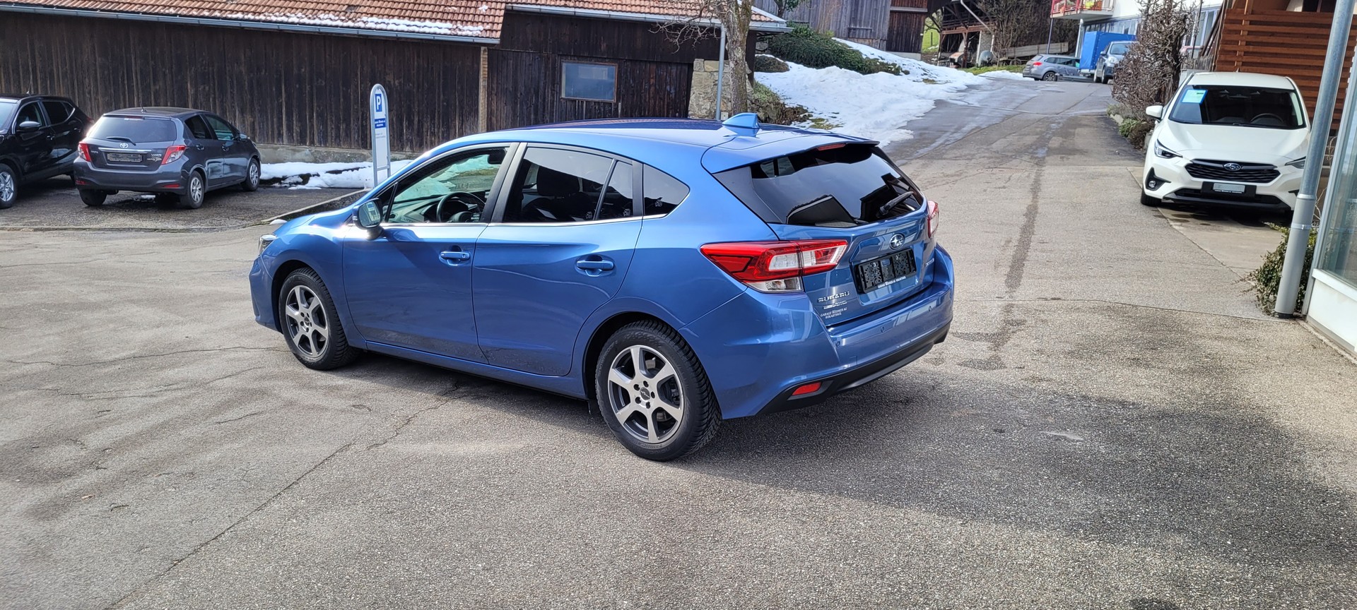 SUBARU Impreza 2.0 Swiss Plus AWD Lineartronic-showroom-element-3